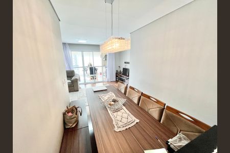 Apartamento à venda com 94m², 2 quartos e 3 vagasSala 