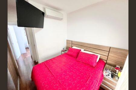 Apartamento à venda com 94m², 2 quartos e 3 vagasQuarto Suíte 2