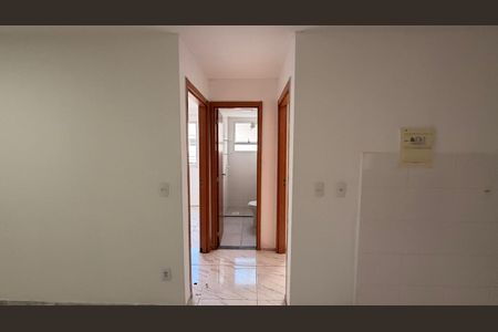 Corredor de apartamento para alugar com 2 quartos, 53m² em Cardoso, Aparecida de Goiânia