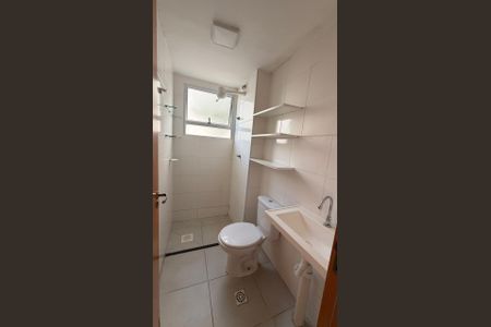 Banheiro de apartamento para alugar com 2 quartos, 53m² em Cardoso, Aparecida de Goiânia