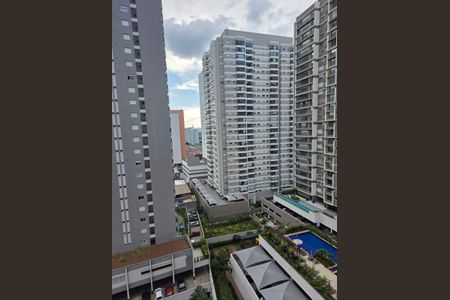 Apartamento à venda com 65m², 2 quartos e 1 vagaVista da varanda