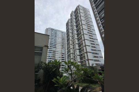 Apartamento à venda com 65m², 2 quartos e 1 vagaFachada