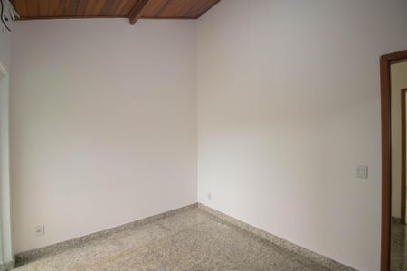 Casa de condomínio para alugar com 100m², 3 quartos e 2 vagasSuíte 1