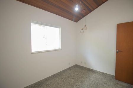 Casa de condomínio para alugar com 100m², 3 quartos e 2 vagasQuarto 2