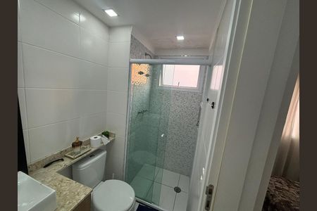 Banheiro de apartamento à venda com 3 quartos, 72m² em Vila Penteado, São Paulo