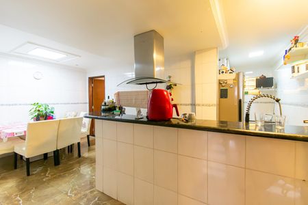 Casa à venda com 147m², 4 quartos e 2 vagas Casa à venda com 147m², 4 quartos e 2 vagasCozinha