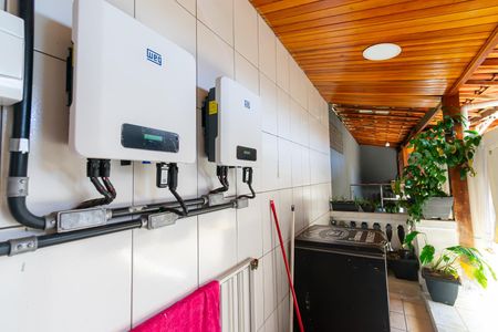 Casa à venda com 147m², 4 quartos e 2 vagas Casa à venda com 147m², 4 quartos e 2 vagasÁrea gourmet
