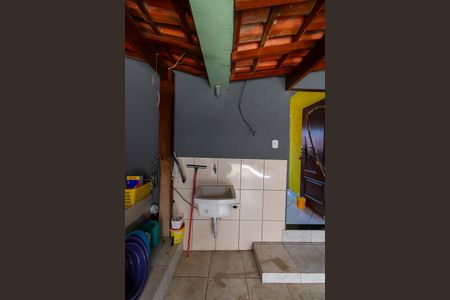 Casa à venda com 147m², 4 quartos e 2 vagas Casa à venda com 147m², 4 quartos e 2 vagasÁrea de Serviço