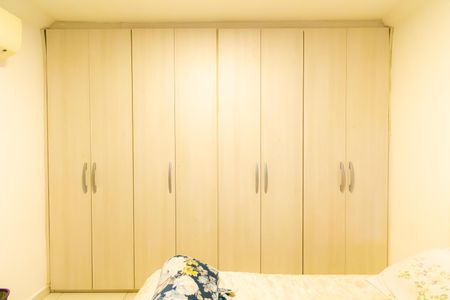 Casa à venda com 147m², 4 quartos e 2 vagas Casa à venda com 147m², 4 quartos e 2 vagasQuarto 2