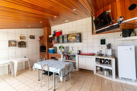 Casa à venda com 147m², 4 quartos e 2 vagas Casa à venda com 147m², 4 quartos e 2 vagasÁrea gourmet
