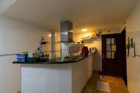 Casa à venda com 147m², 4 quartos e 2 vagas Casa à venda com 147m², 4 quartos e 2 vagasCozinha
