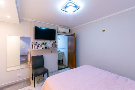 Casa à venda com 147m², 4 quartos e 2 vagas Casa à venda com 147m², 4 quartos e 2 vagasSuíte