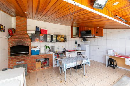 Casa à venda com 147m², 4 quartos e 2 vagas Casa à venda com 147m², 4 quartos e 2 vagasÁrea gourmet