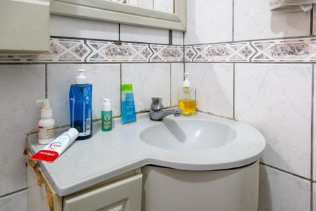 Casa para alugar com 260m², 3 quartos e 2 vagasBanheiro 1