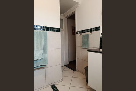 Apartamento para alugar com 100m², 3 quartos e sem vagaBanheiro