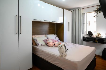 Quarto 1 de apartamento à venda com 2 quartos, 54m² em Jardim Celeste, São Paulo