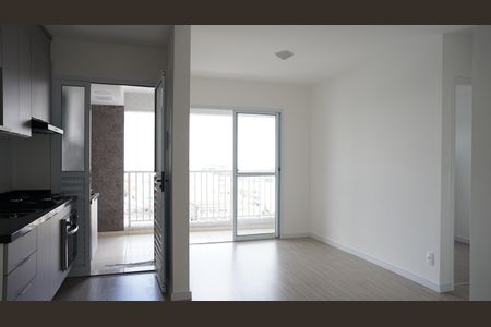 Sala de apartamento para alugar com 2 quartos, 47m² em Vila das Bandeiras, Guarulhos