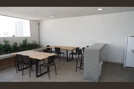 Apartamento para alugar com 47m², 2 quartos e 1 vagaÁrea comum - Churrasqueira