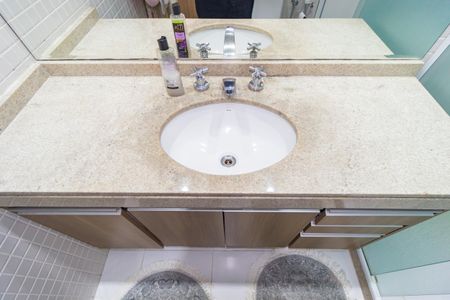 Apartamento à venda com 126m², 3 quartos e 2 vagasDetalhe Banheiro - Suíte 3