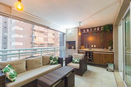 Apartamento à venda com 126m², 3 quartos e 2 vagasVaranda