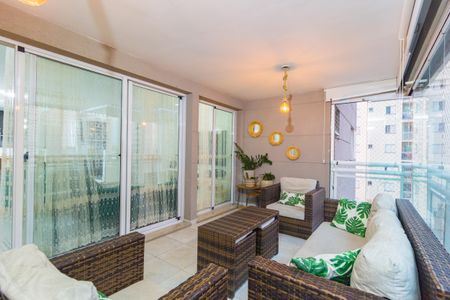 Apartamento à venda com 126m², 3 quartos e 2 vagasVaranda