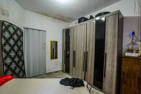 Casa à venda com 250m², 4 quartos e 2 vagasQuarto 4