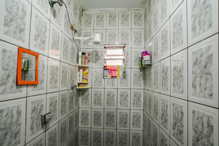 Casa à venda com 250m², 4 quartos e 2 vagasBanheiro 2