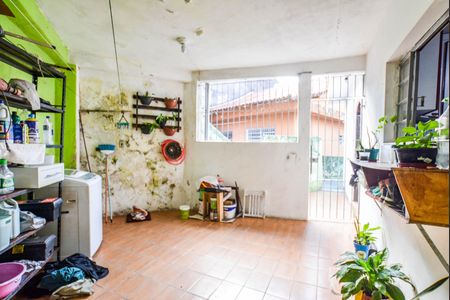 Casa à venda com 250m², 4 quartos e 2 vagasÁrea de Serviço 1