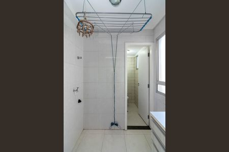 Apartamento à venda com 70m², 2 quartos e 1 vagaÁrea de Serviço