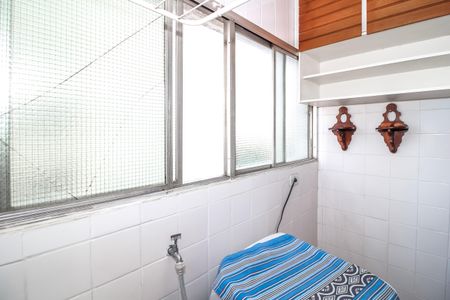 Apartamento à venda com 80m², 2 quartos e 1 vagaÁrea de Serviço