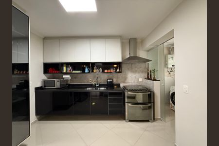 Apartamento para alugar com 105m², 2 quartos e 2 vagas Apartamento para alugar com 105m², 2 quartos e 2 vagasCozinha