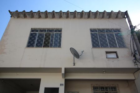 Casa para alugar com 50m², 2 quartos e sem vagaFachada