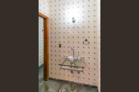 Casa para alugar com 360m², 3 quartos e 3 vagasBanheiro Social