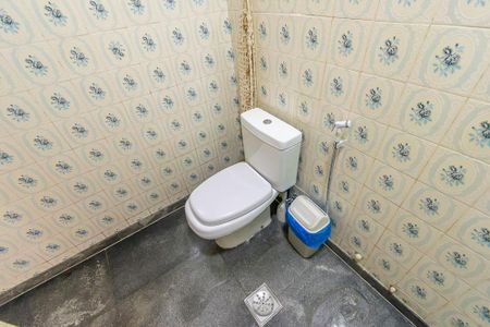 Casa para alugar com 360m², 3 quartos e 3 vagasBanheiro Social