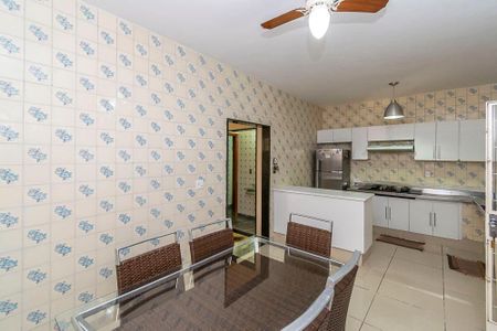 Casa para alugar com 360m², 3 quartos e 3 vagasCozinha