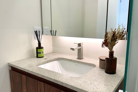 Apartamento à venda com 94m², 3 quartos e 1 vagaBanheiro social