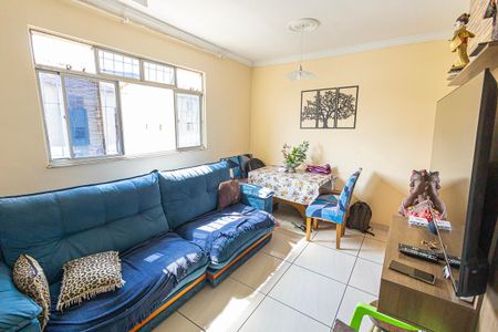 Sala de apartamento à venda com 3 quartos, 65m² em Heliópolis, Belo Horizonte