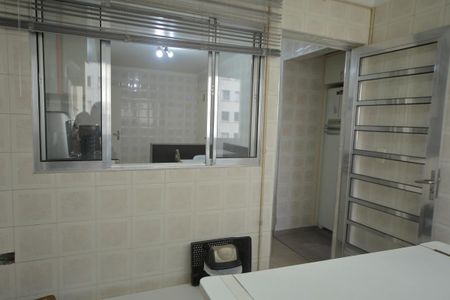 Apartamento à venda com 135m², 3 quartos e 1 vagaÁrea de Serviço