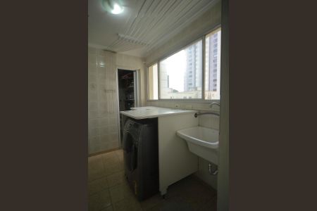 Apartamento à venda com 135m², 3 quartos e 1 vagaÁrea de Serviço