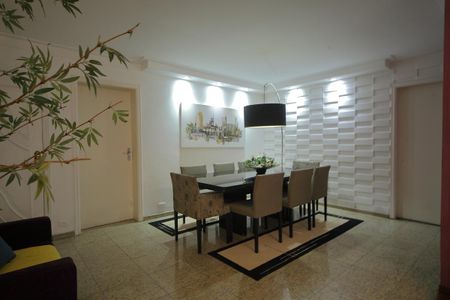 Apartamento à venda com 135m², 3 quartos e 1 vagaSala