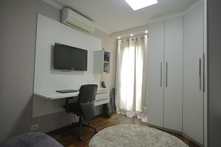 Apartamento à venda com 135m², 3 quartos e 1 vagaQuarto 2 