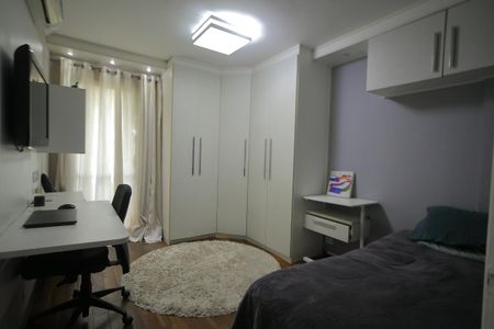 Apartamento à venda com 135m², 3 quartos e 1 vagaQuarto 2 