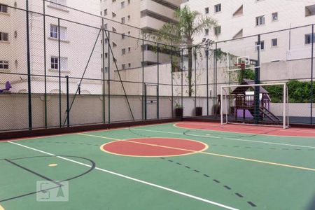 Apartamento à venda com 135m², 3 quartos e 1 vagaÁrea comum -Quadra esportiva 