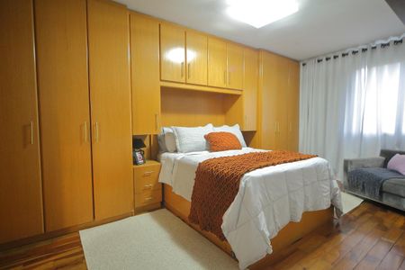 Apartamento à venda com 135m², 3 quartos e 1 vagaSuíte 