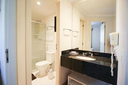 Apartamento para alugar com 52m², 2 quartos e 1 vaga Apartamento para alugar com 52m², 2 quartos e 1 vagaBanheiro