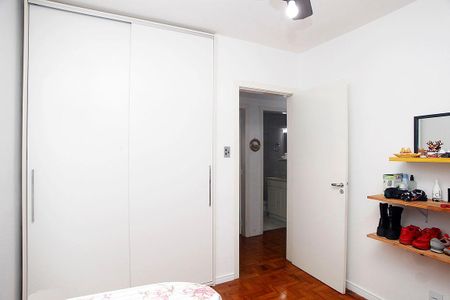 Apartamento à venda com 76m², 3 quartos e 1 vagaQuarto 2