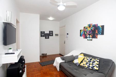 Sala de apartamento à venda com 3 quartos, 76m² em Rio Branco, Porto Alegre