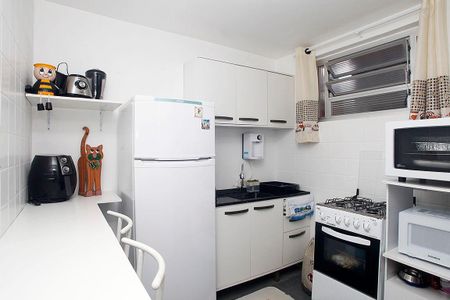 Apartamento à venda com 76m², 3 quartos e 1 vagaCozinha + Área de Serviço
