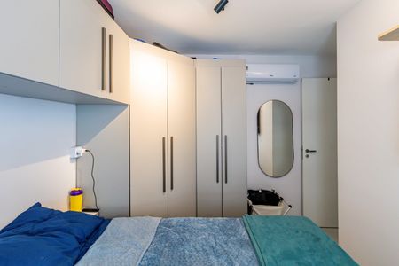 Quarto 01 de apartamento à venda com 2 quartos, 42m² em Barra Funda, São Paulo
