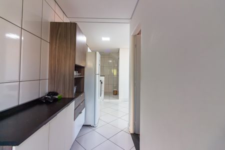 Casa à venda com 230m², 4 quartos e 1 vagaCozinha 2